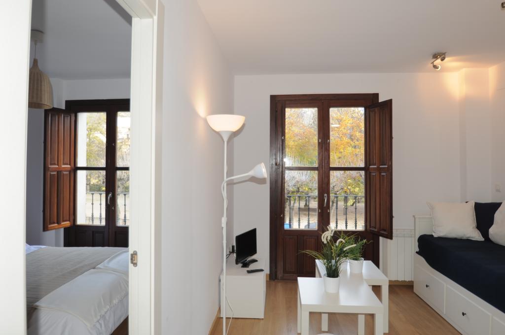 Apartamentos Viejo Continente クエンカ エクステリア 写真